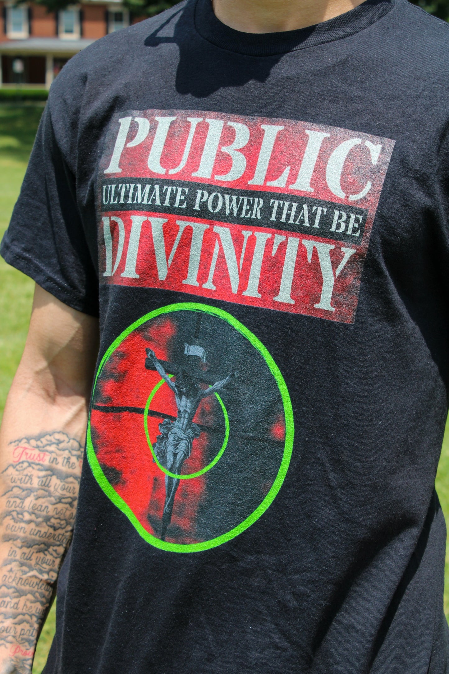 Public Divinity